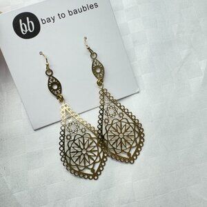 New! Bay to Baubles Gold Filigree Teardrop Earrings